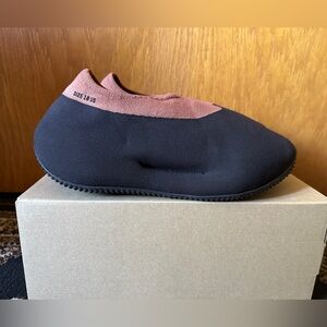 Yeezy Knit RNR size 10